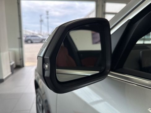 New 2026 BMW X1 xDrive28i image 13