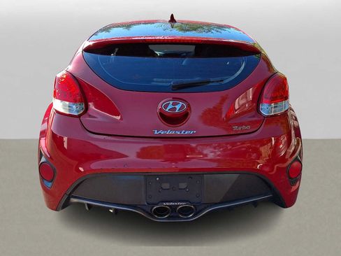 Used 2013 Hyundai Veloster Turbo FWD image 4
