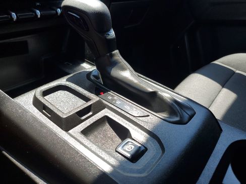 Used 2023 Chevrolet Colorado W/T w/ WT Convenience Package RWD image 30