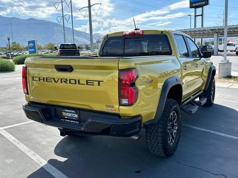 Used 2023 Chevrolet Colorado ZR2 w/ ZR2 Convenience Package III AWD/4WD image 8