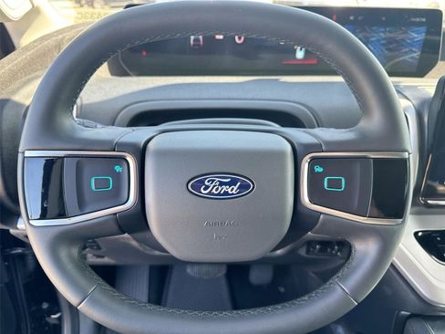 Certified 2025 Ford Expedition Active RWD image 9