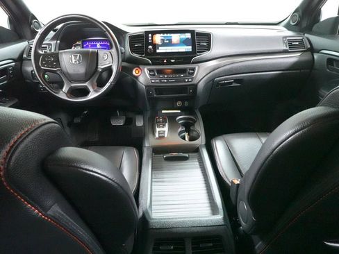 Used 2023 Honda Passport TrailSport image 9