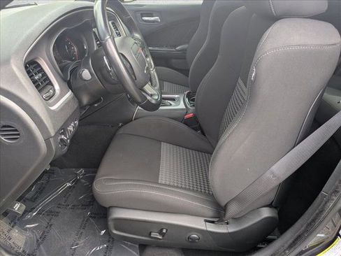 Used 2022 Dodge Charger GT w/ Blacktop Package RWD image 17