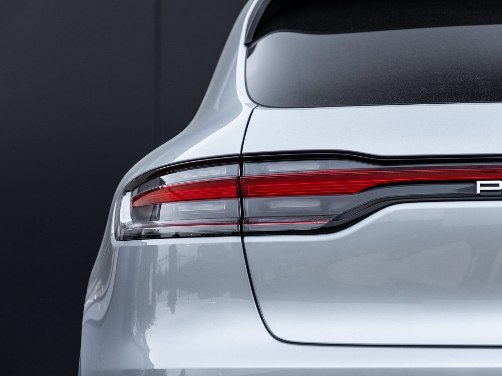 Certified 2026 Porsche Macan AWD/4WD image 14