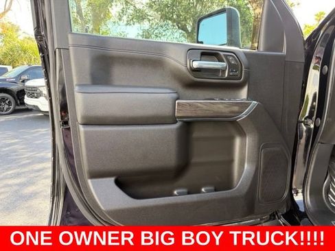 Used 2022 Chevrolet Silverado 2500 LTZ w/ LTZ Plus Package AWD/4WD image 14