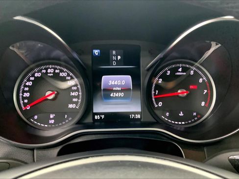 Used 2018 Mercedes-Benz GLC 300 image 22