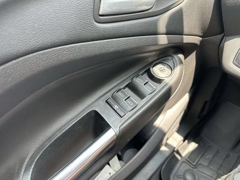Used 2014 Ford Escape Titanium FWD image 14