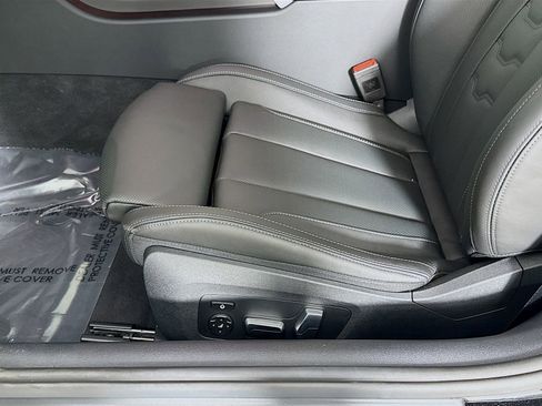 New 2026 BMW 840i Convertible w/ Comfort Seating Package image 20