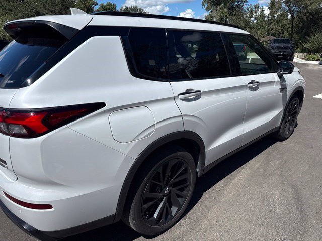 Used 2025 Mitsubishi Outlander SEL Black Edition AWD/4WD image 5