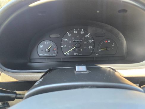 Used 1995 Geo Metro LSi image 25