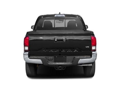 Certified 2019 Toyota Tacoma TRD Off-Road AWD/4WD image 5