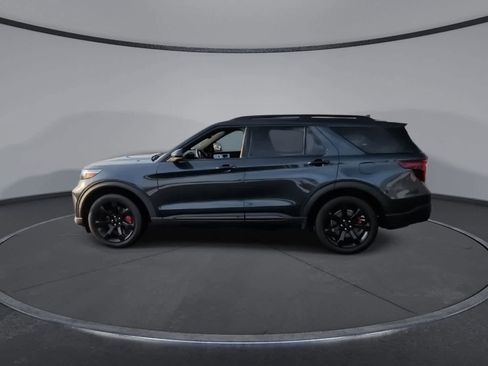 Certified 2023 Ford Explorer ST w/ Equipment Group 401A image 5