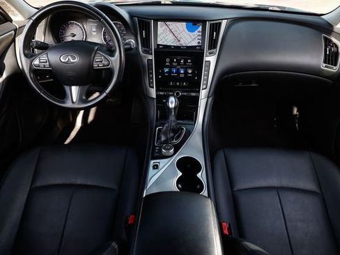 Used 2017 INFINITI Q50 Signature Edition w/ All Weather Package (L93) image 2