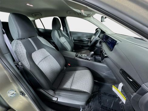 Certified 2026 Nissan Sentra SV w/ Floor Mat Package FWD image 25