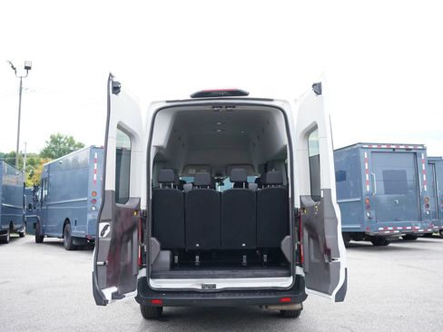 Used 2024 Ford Transit 350 XLT RWD image 10