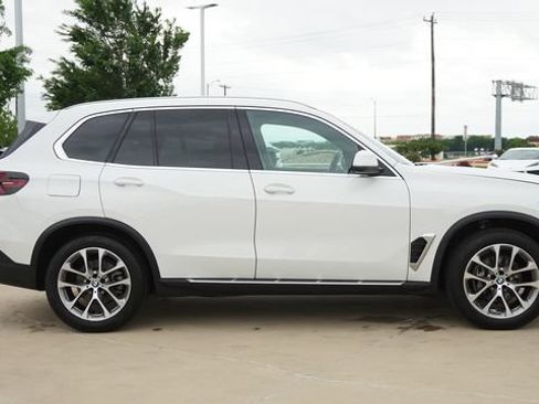 Used 2026 BMW X5 xDrive40i AWD/4WD image 10