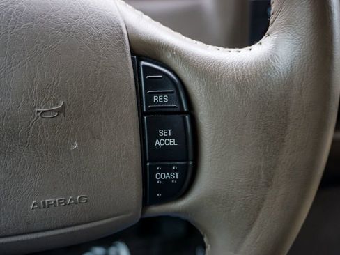 Used 2001 Ford F350 4x4 Crew Cab DRW Super Duty image 41