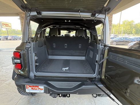 Used 2025 Ford Bronco Raptor AWD/4WD image 37