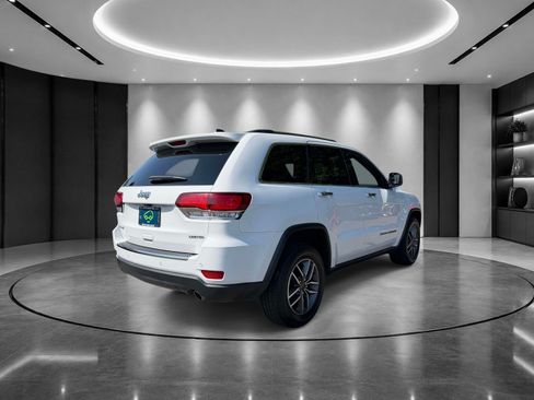 Used 2020 Jeep Grand Cherokee Limited w/ Luxury Group II AWD/4WD image 4