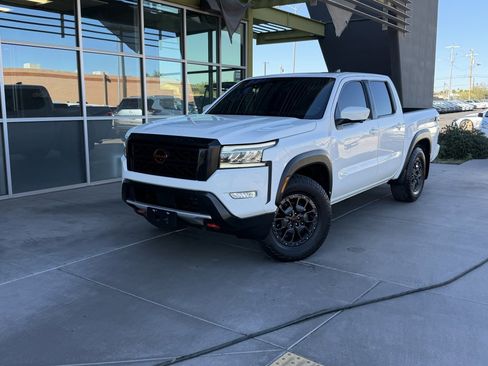 Used 2024 Nissan Frontier Pro-X w/ Pro Premium Package image 2