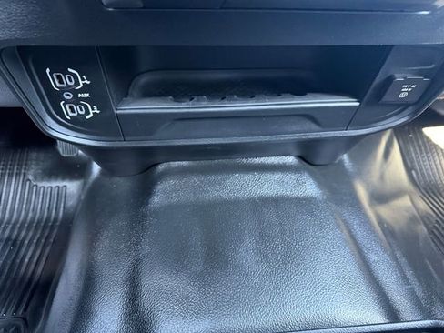 Used 2022 RAM 5500 Tradesman w/ Safety Group AWD/4WD image 25