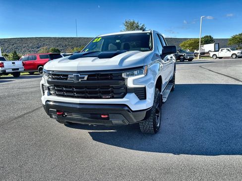 Used 2023 Chevrolet Silverado 1500 LT Trail Boss w/ Protection Package image 3