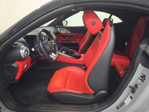 Used 2022 Mercedes-Benz SL 63 AMG 4MATIC image 4