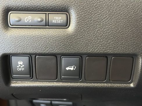 Used 2015 Nissan Murano SL w/ SL Technology Package image 24