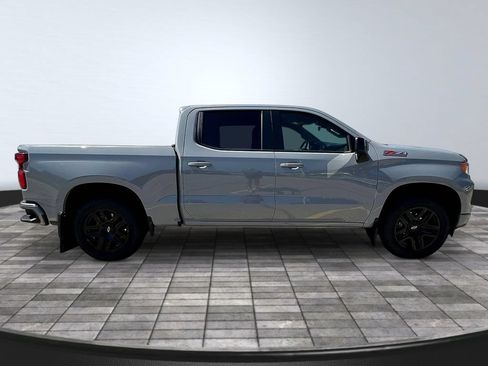 Used 2024 Chevrolet Silverado 1500 RST AWD/4WD image 8