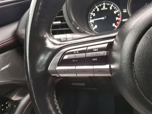 Used 2023 MAZDA MAZDA3 s image 17
