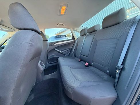 Used 2016 Volkswagen Passat 1.8T S FWD image 27