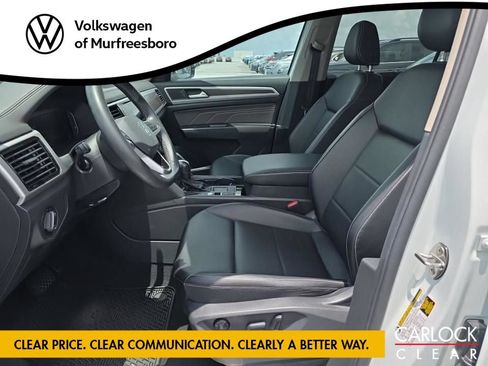 Used 2023 Volkswagen Atlas SE w/ Panoramic Sunroof Package FWD image 9