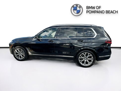 Used 2023 BMW X7 xDrive40i image 4