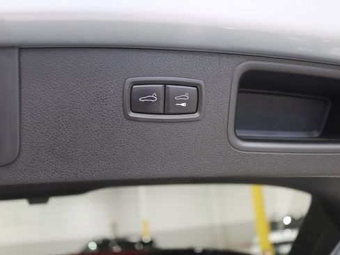 Used 2016 Porsche Macan S AWD/4WD image 36