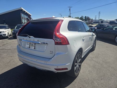 Used 2015 Volvo XC60 T6 w/ Proximity Package AWD/4WD image 6