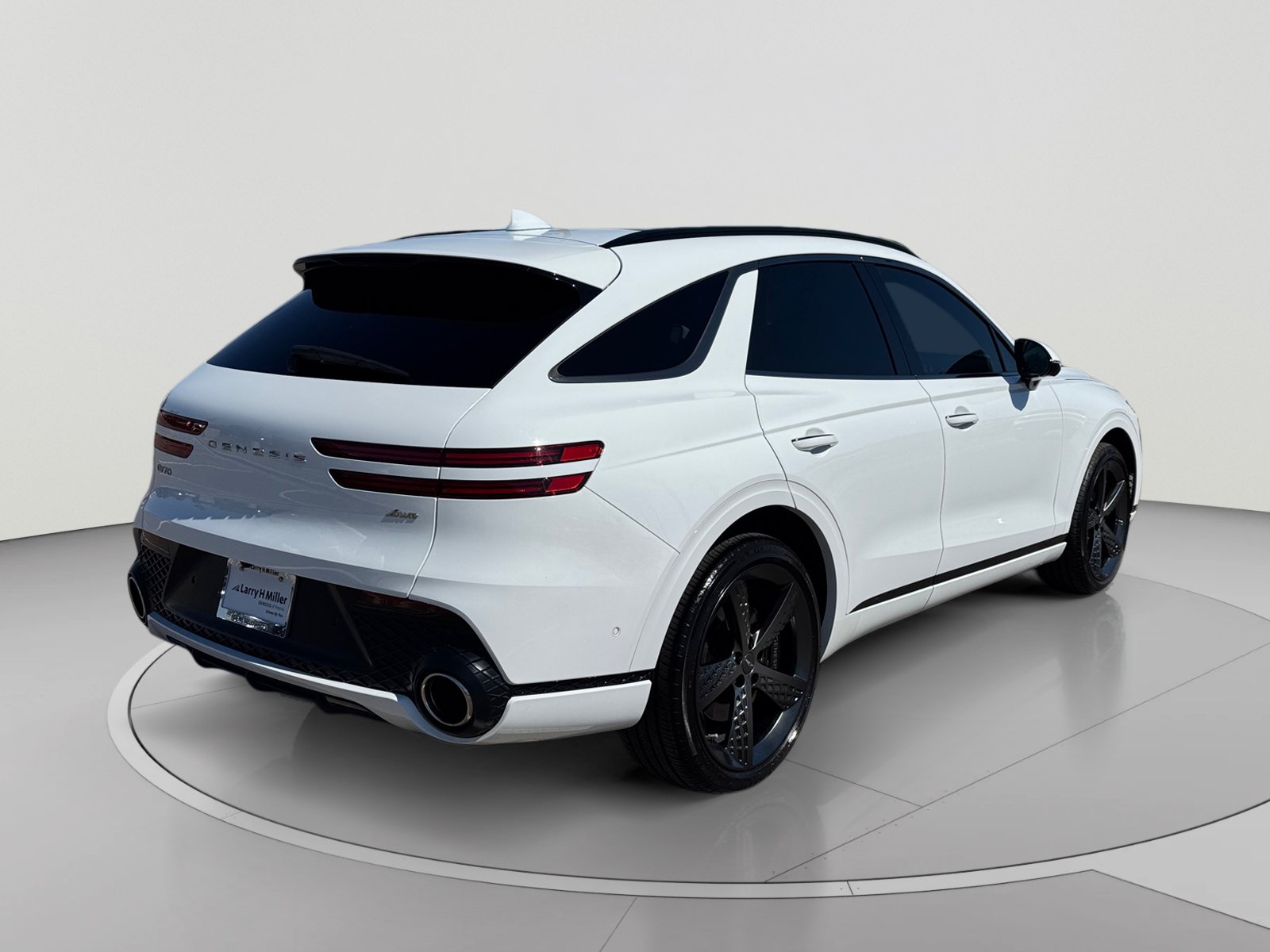 Used 2024 Genesis GV70 2.5T w/ Sport Prestige Package AWD/4WD image 5