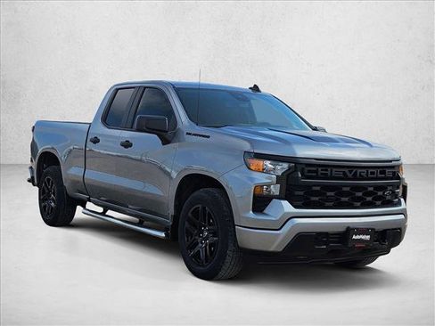 Used 2023 Chevrolet Silverado 1500 Custom w/ Rally Edition RWD image 3