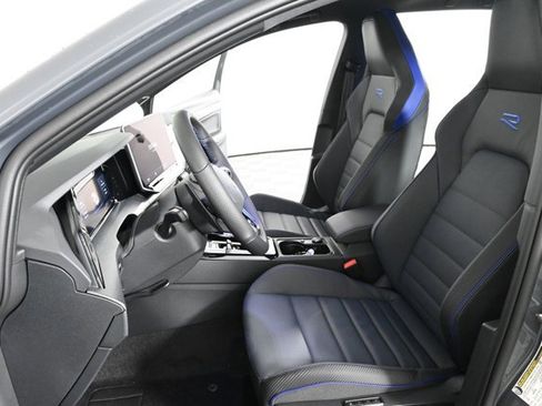 New 2026 Volkswagen Golf image 21