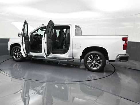 Used 2024 Chevrolet Silverado 1500 LT RWD image 34