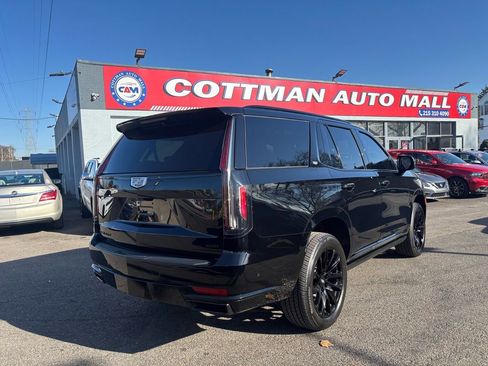 Used 2023 Cadillac Escalade Sport Platinum w/ LPO, ONYX Package AWD/4WD image 3