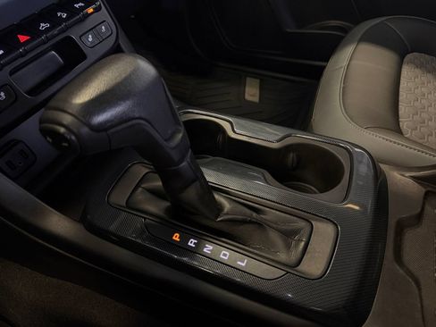 Used 2021 Chevrolet Colorado Z71 AWD/4WD image 35