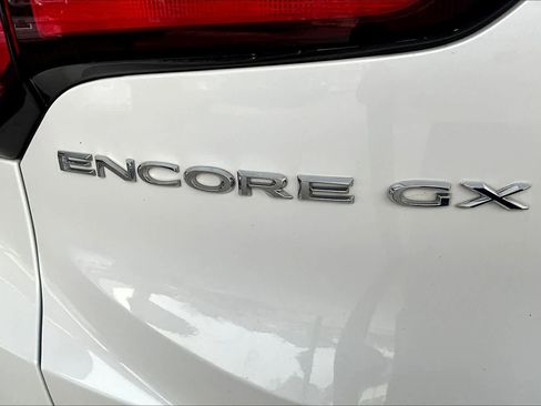 Used 2021 Buick Encore GX Preferred image 9