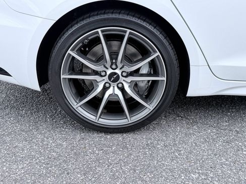 Used 2025 Genesis G70 2.5T AWD/4WD image 35