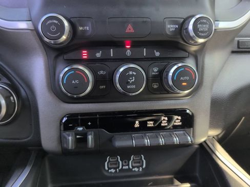 Used 2020 RAM 2500 Big Horn w/ Level 2 Equipment Group AWD/4WD image 25