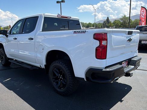 Used 2021 Chevrolet Silverado 1500 LT Trail Boss w/ Convenience Package II AWD/4WD image 5