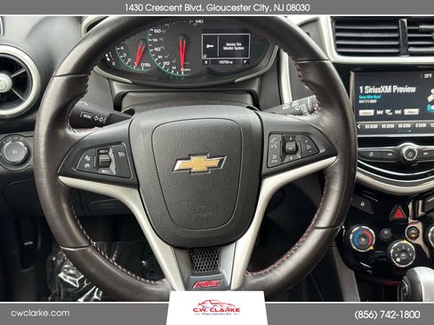 Used 2017 Chevrolet Sonic LT w/ Convenience Package image 18