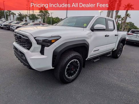 Certified 2024 Toyota Tacoma TRD Off-Road w/ TRD Off Road Upgrade Package AWD/4WD image 9