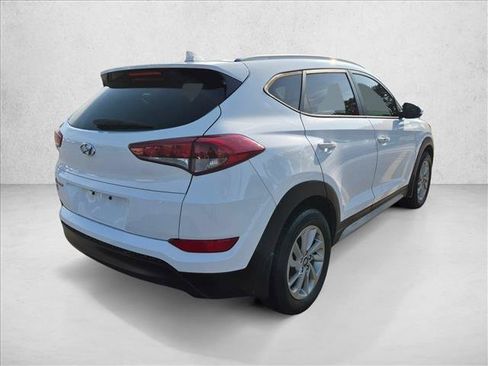 Used 2017 Hyundai Tucson SE Plus w/ Cargo Package FWD image 5