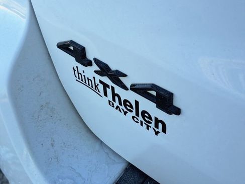 Used 2020 Jeep Grand Cherokee Altitude image 5