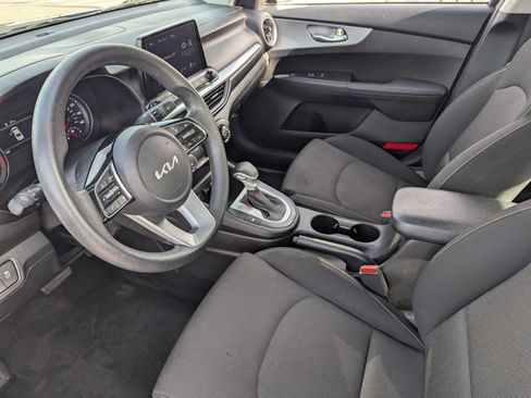 Certified 2022 Kia Forte Sedan image 19